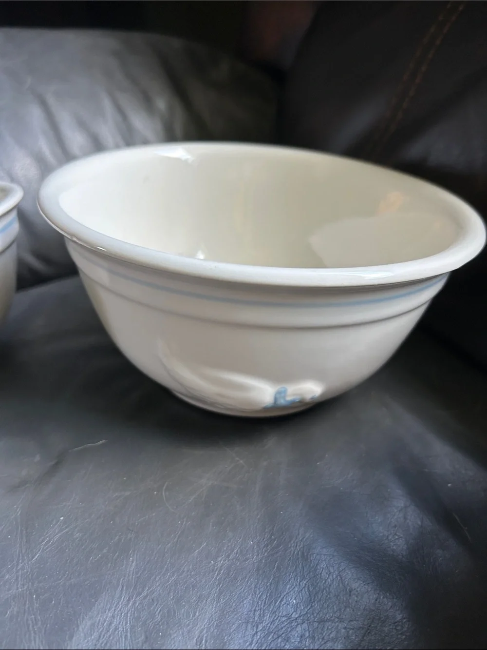 Cream Ceramic Nesting Mixing Bowls with Blue Accent - Set of 3